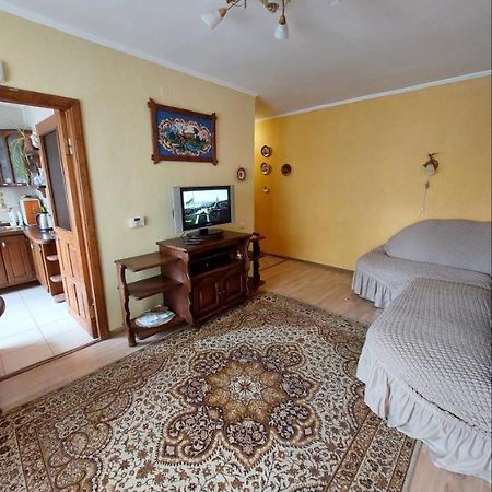 Apartment On Voli Avenue 21 Lutsʼk 外观 照片
